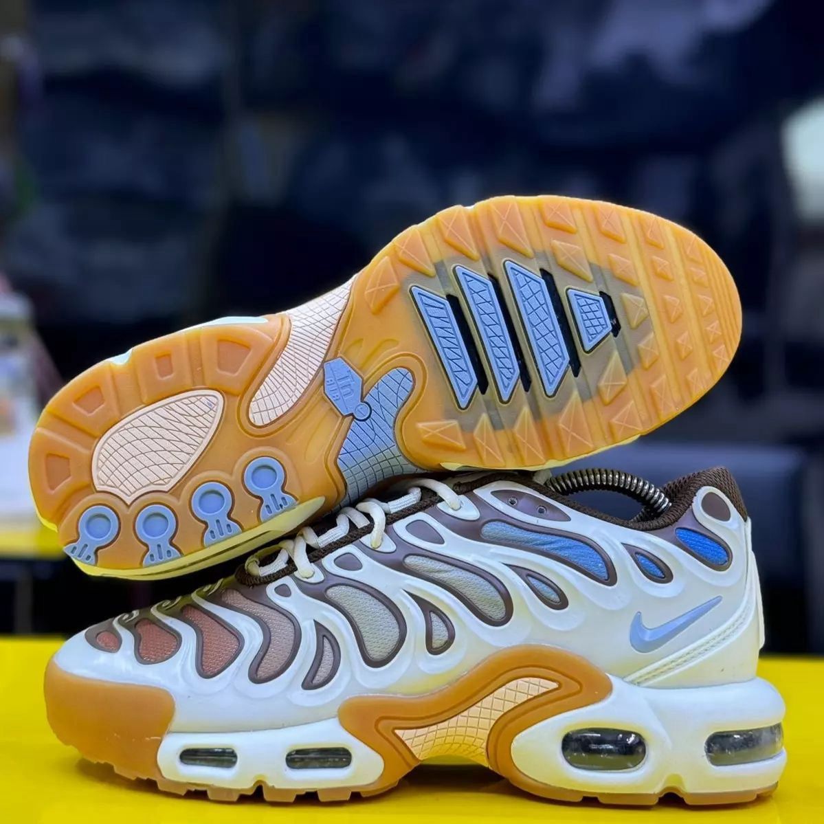 Air Max plus