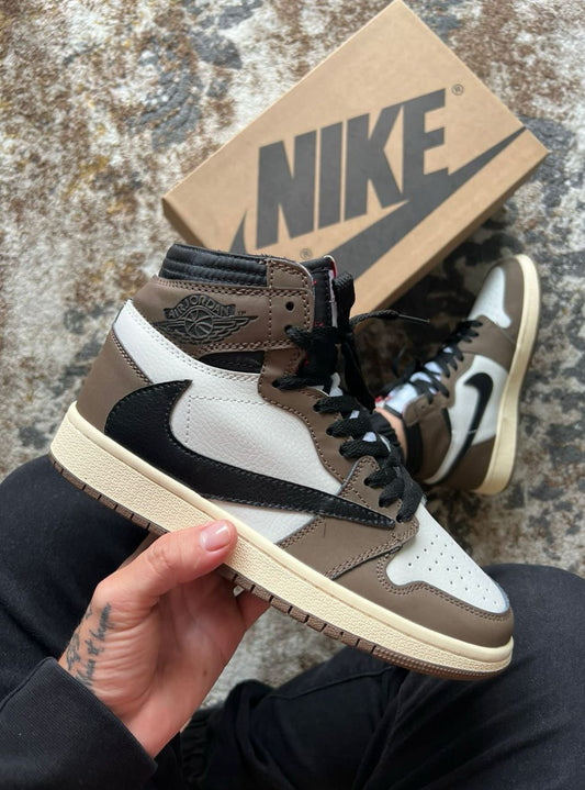 Air Jordan 1 Retro High OG x Travis Scott